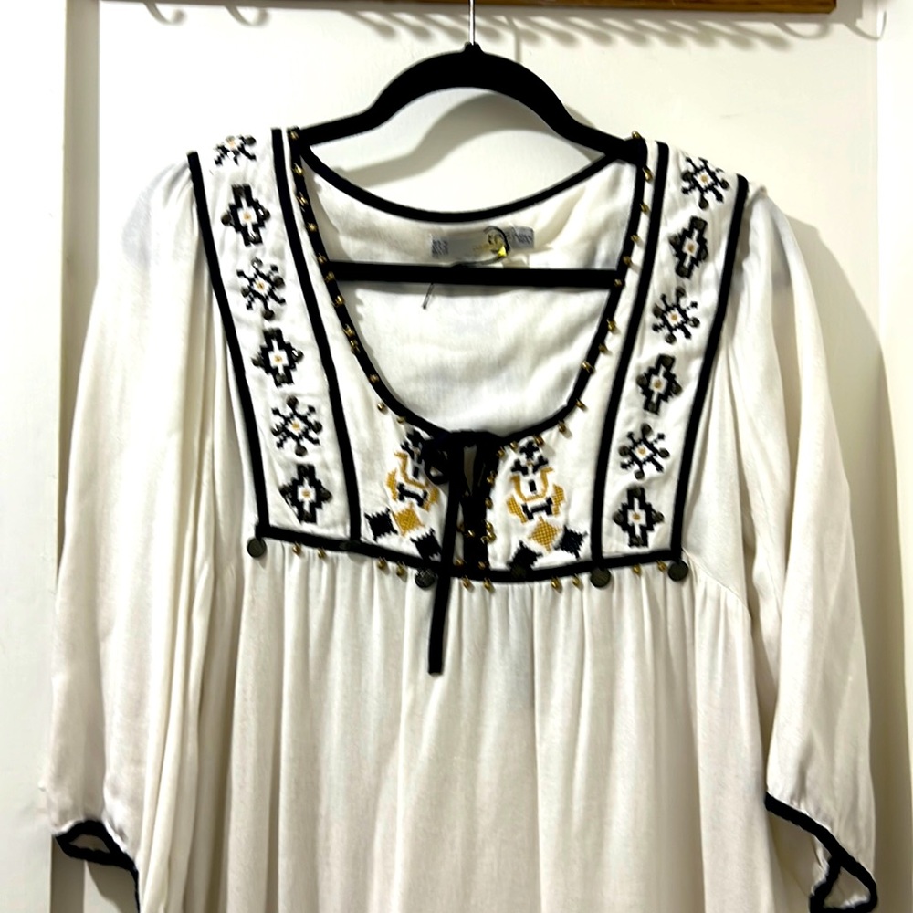 White bohemian dress in great condition